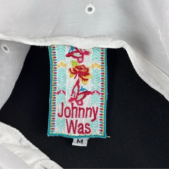JOHNNY WAS EMBROIDERED EYELET BOHO PULLOVER TUNIC TOP - Picture 14 of 16
